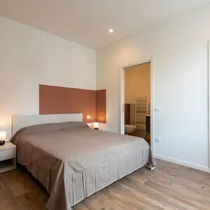 https://apt-iarsera-rooms-and.it-tuscanyhotel.com